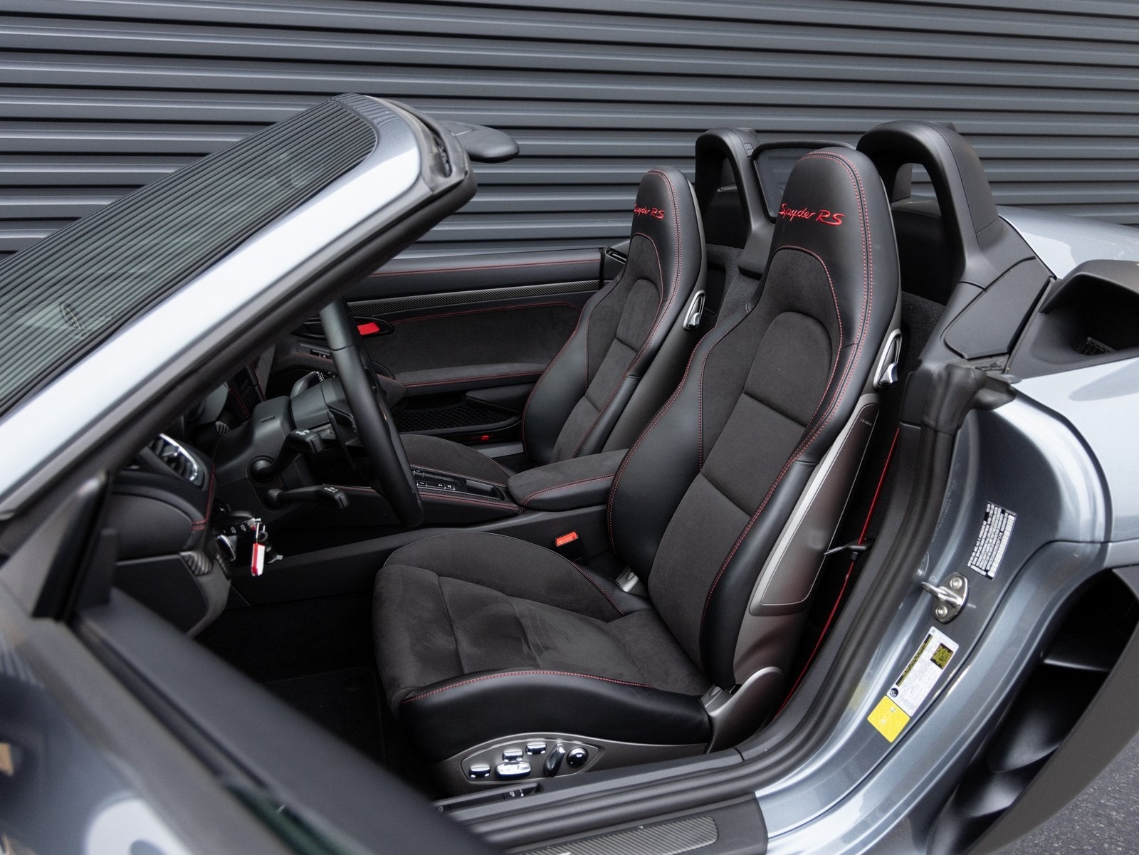 2025 Porsche 718 718 Spyder RS