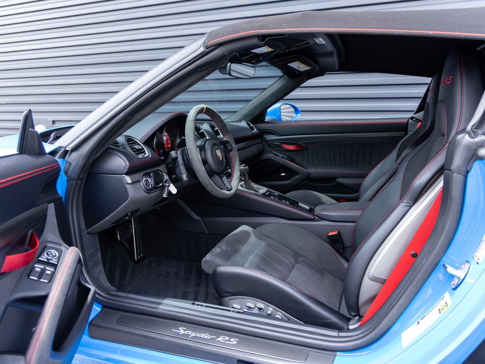 2025 Porsche 718 Spyder RS