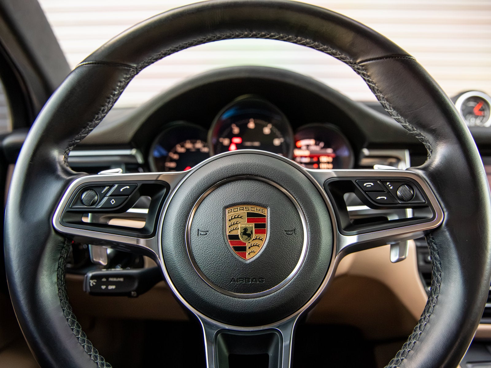 2021 Porsche Macan Macan