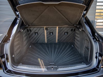 2021 Porsche Macan Macan