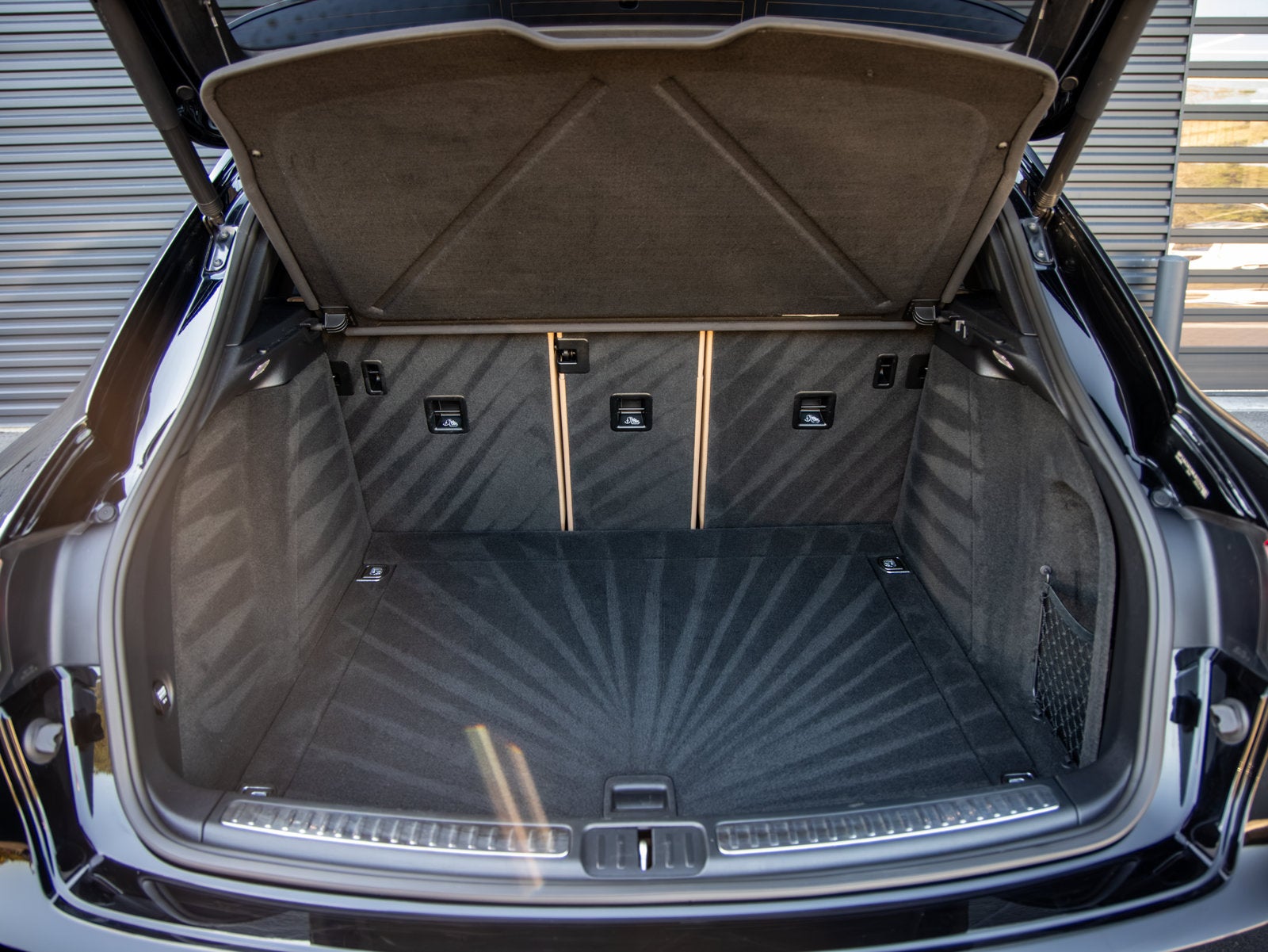 2021 Porsche Macan Macan