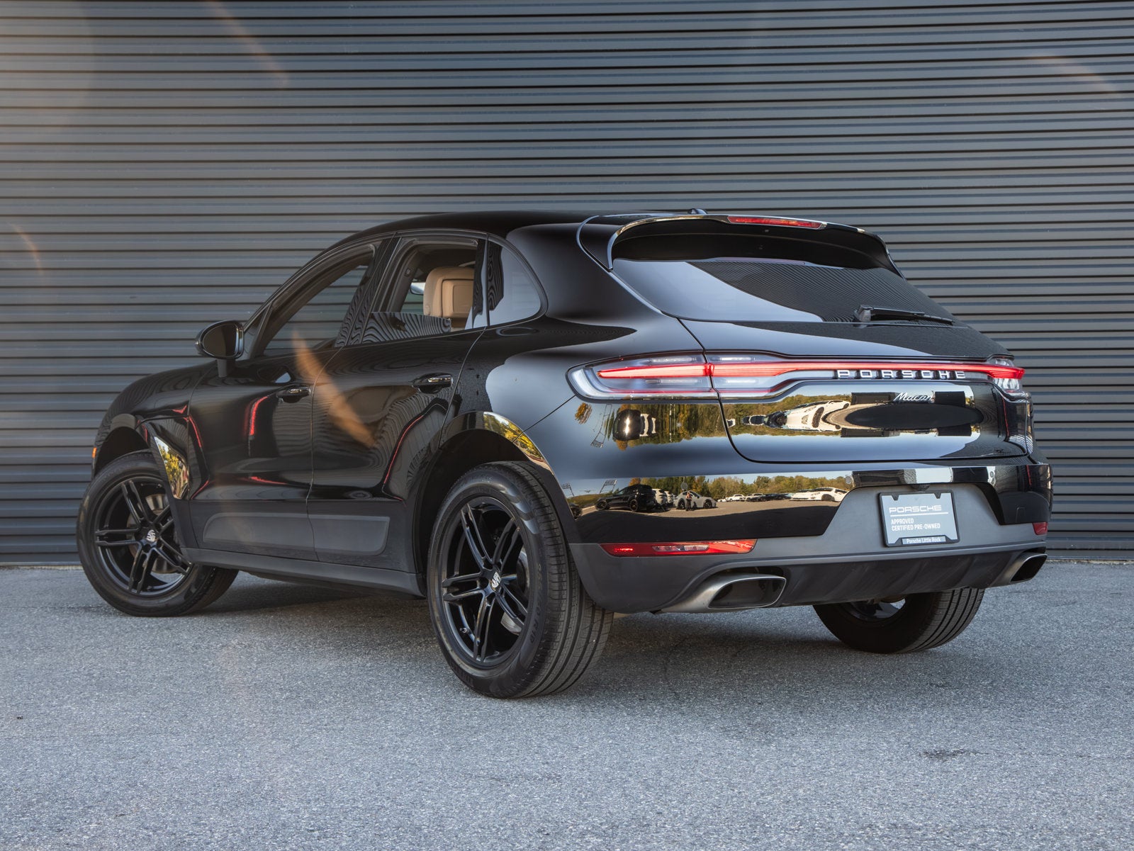 2021 Porsche Macan Macan