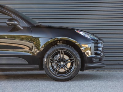 2021 Porsche Macan Macan