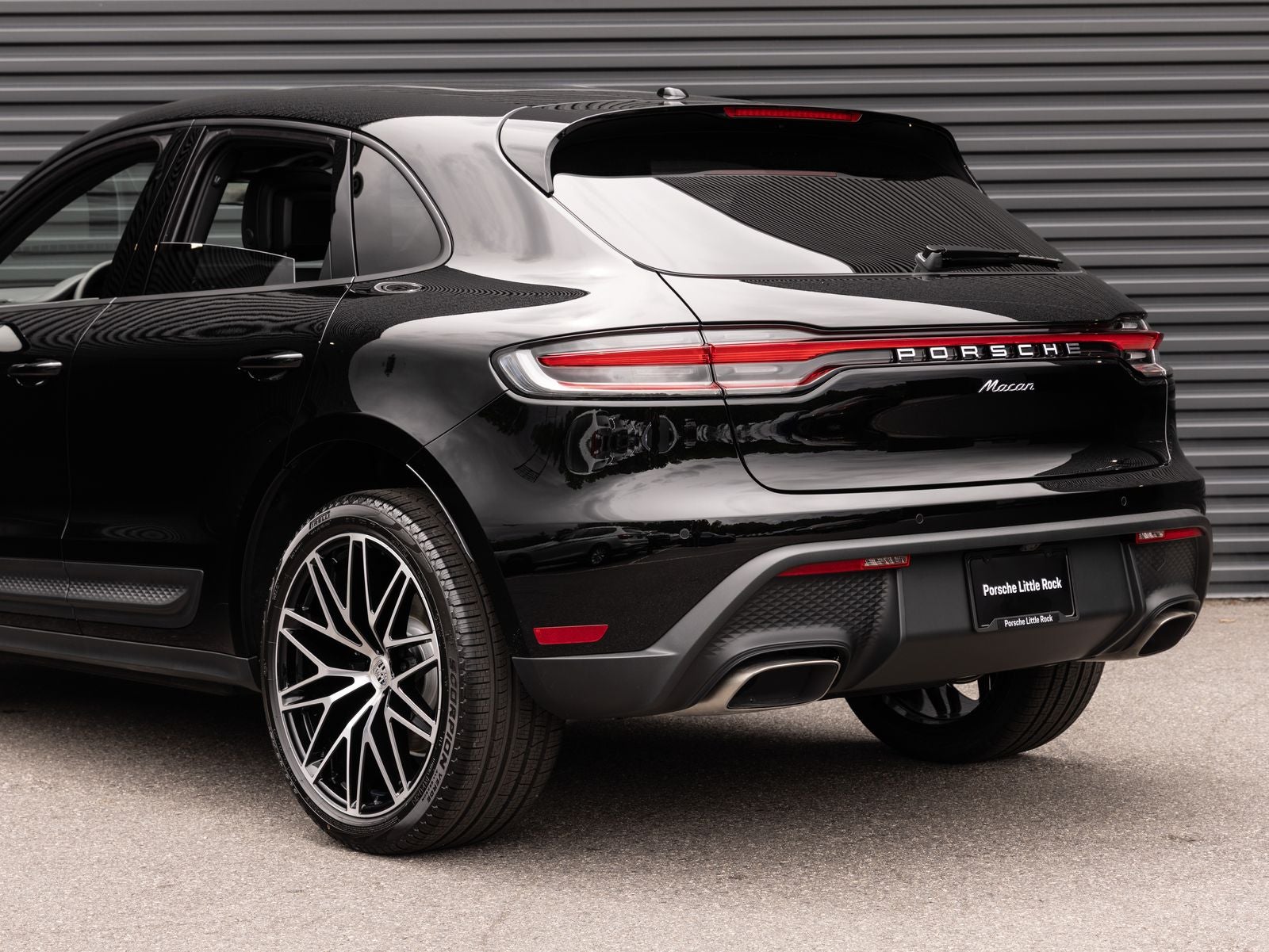 2026 Porsche Macan AWD