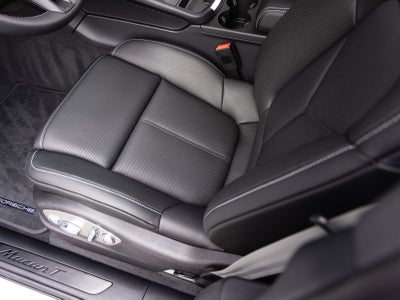 2026 Porsche Macan Macan T