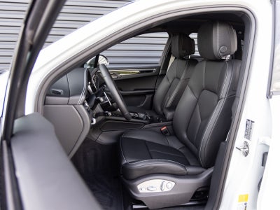 2026 Porsche Macan Macan T