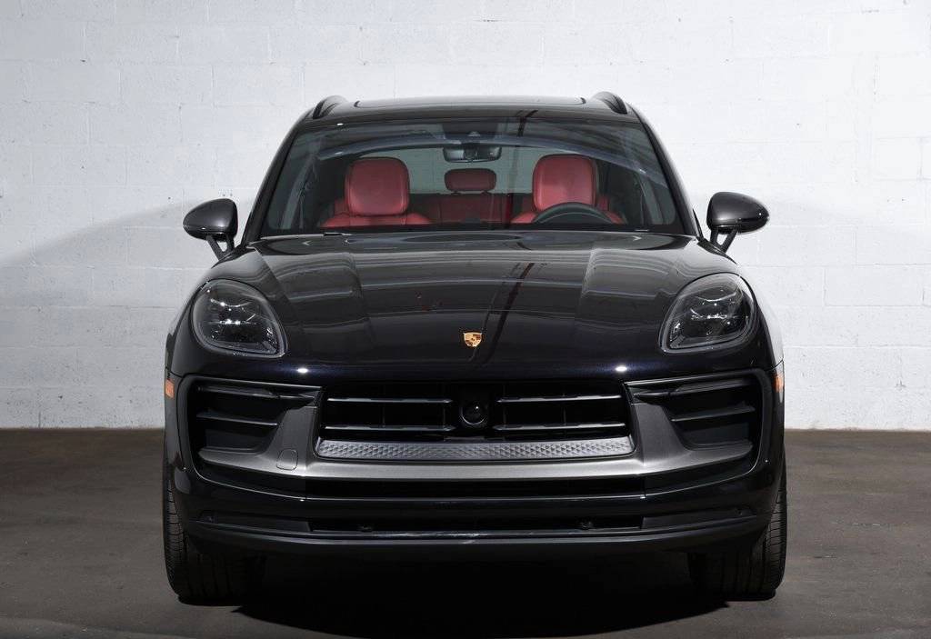 2025 Porsche Macan Macan T