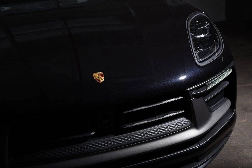 2025 Porsche Macan Macan T