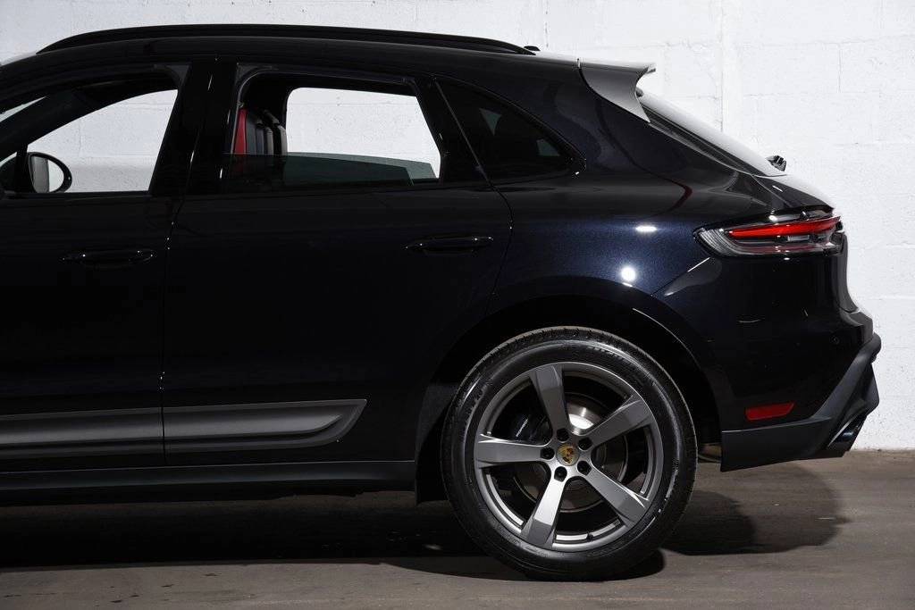 2025 Porsche Macan Macan T