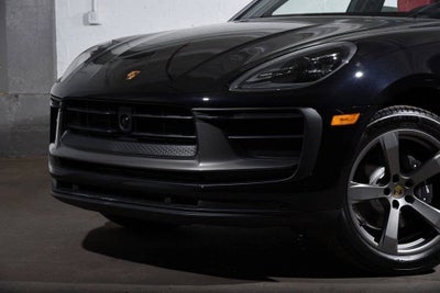2025 Porsche Macan Macan T