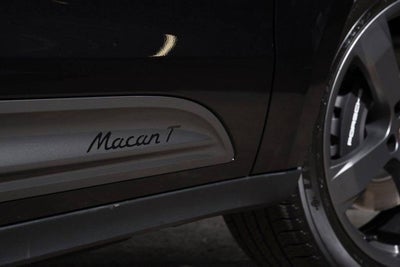 2025 Porsche Macan Macan T