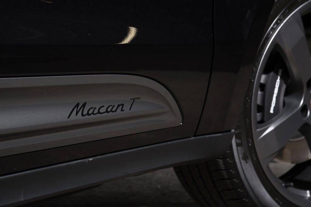 2025 Porsche Macan Macan T