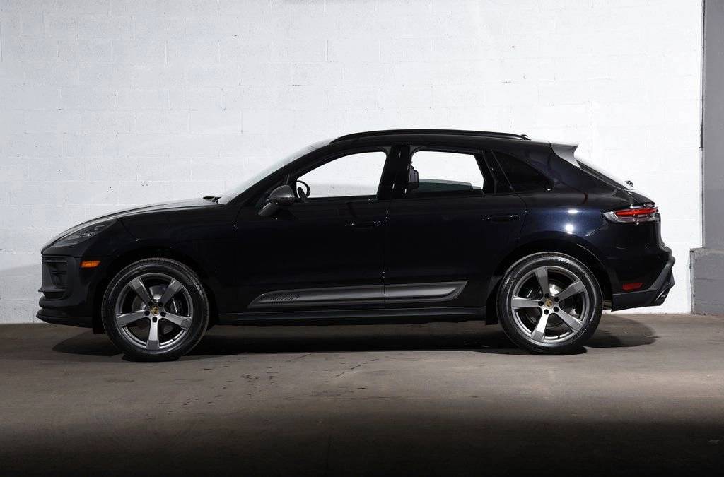 2025 Porsche Macan Macan T