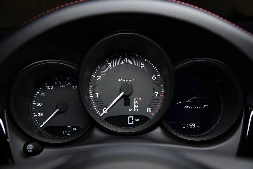 2025 Porsche Macan Macan T