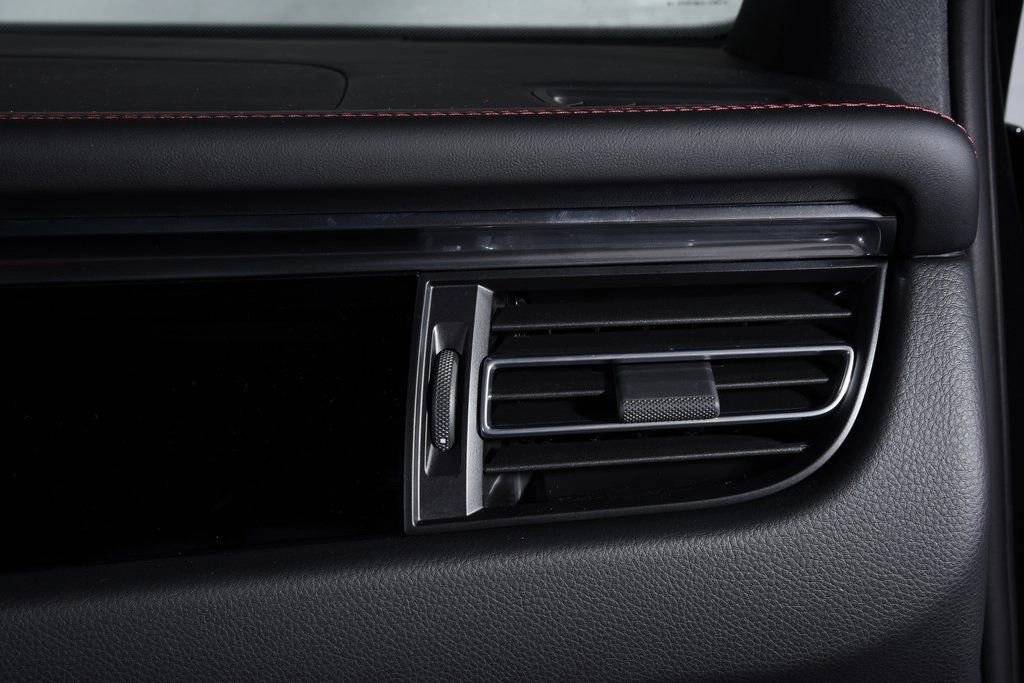 2025 Porsche Macan Macan T