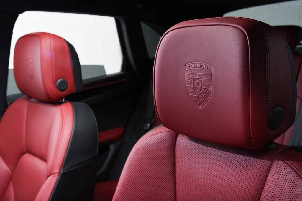 2025 Porsche Macan Macan T