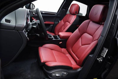 2025 Porsche Macan Macan T