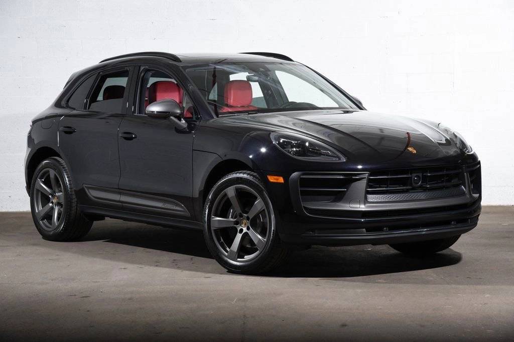 2025 Porsche Macan Macan T