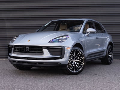 2026 Porsche Macan Macan