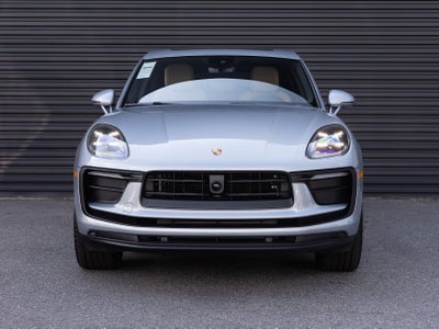 2026 Porsche Macan Macan