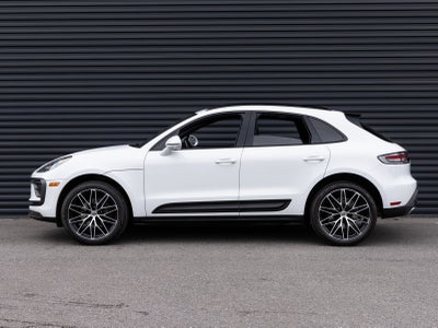 2024 Porsche Macan Macan (MY24)