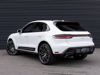 2024 Porsche Macan Macan (MY24)