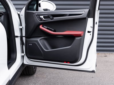 2024 Porsche Macan Macan (MY24)