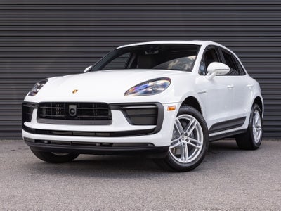 2026 Porsche Macan AWD