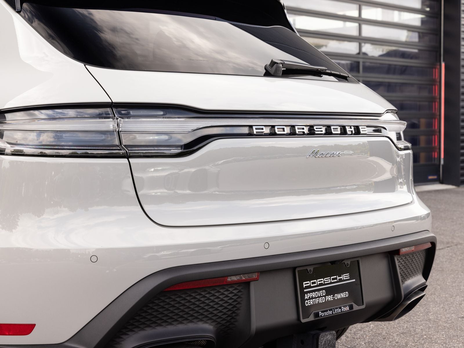 2025 Porsche Macan Macan