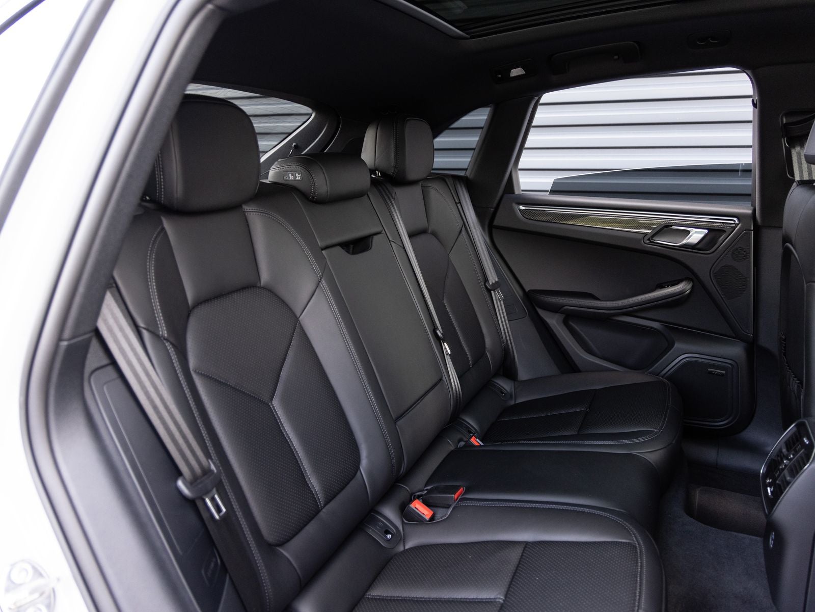 2025 Porsche Macan Macan