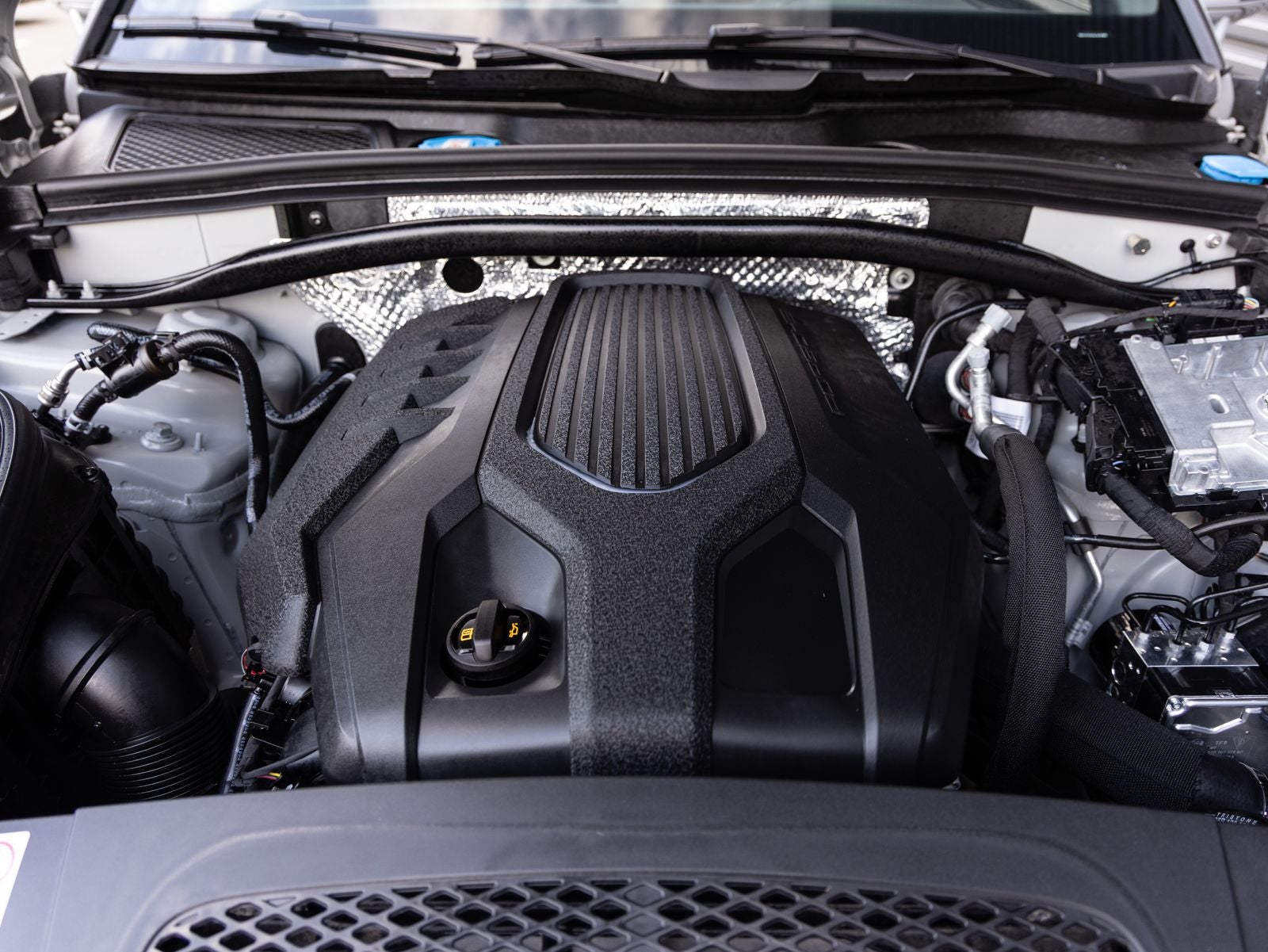 2025 Porsche Macan Macan