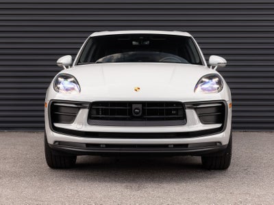 2025 Porsche Macan Macan