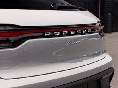 2025 Porsche Macan Macan