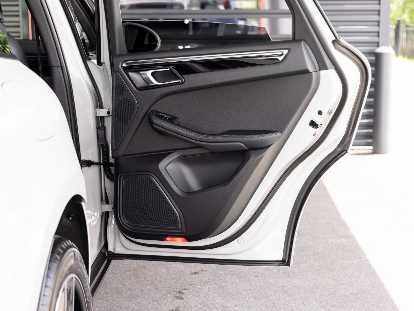 2025 Porsche Macan Macan