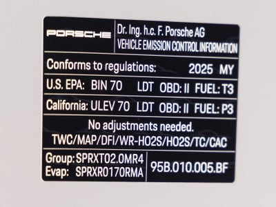 2025 Porsche Macan Macan