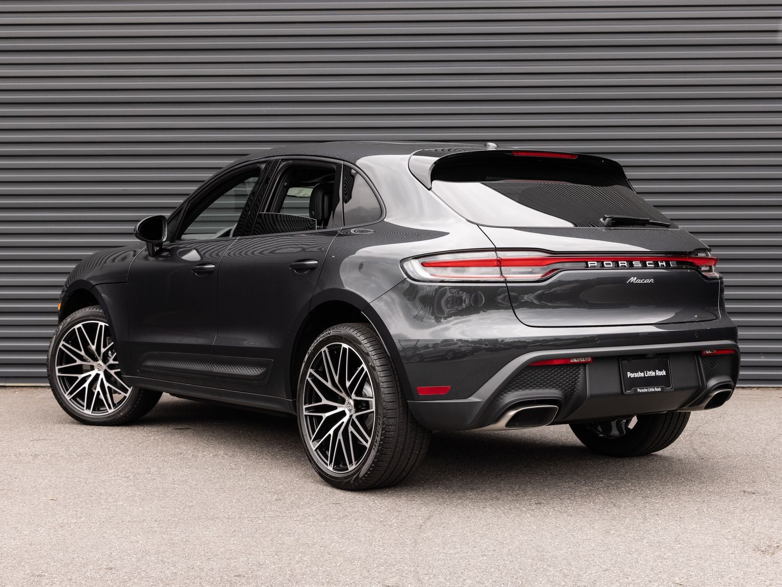 2026 Porsche Macan AWD