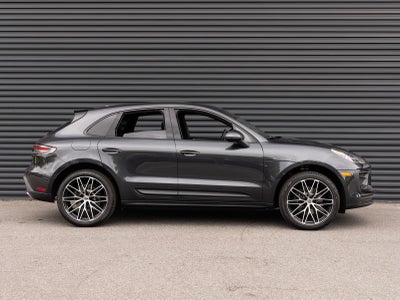 2026 Porsche Macan AWD