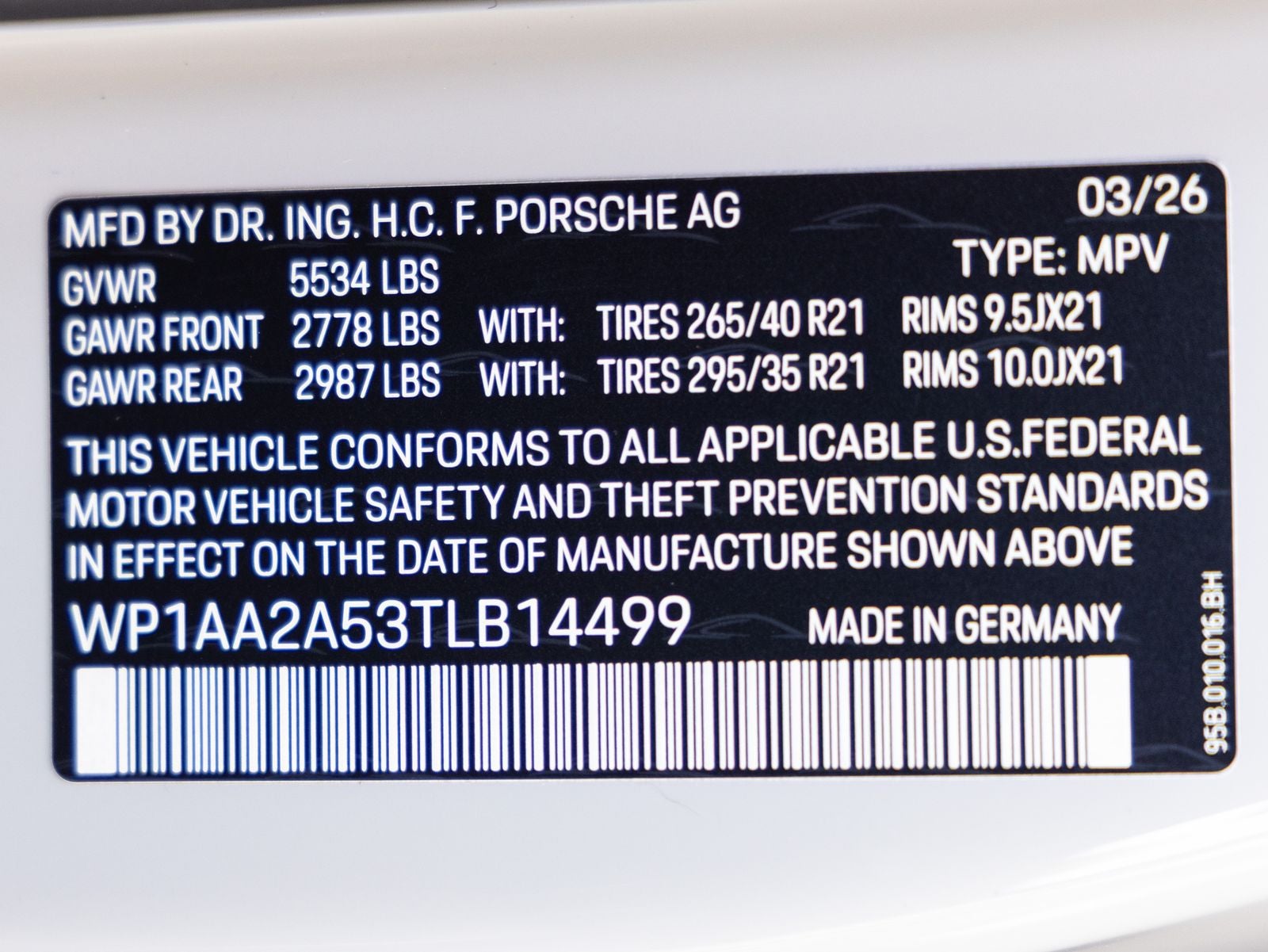 2026 Porsche Macan AWD