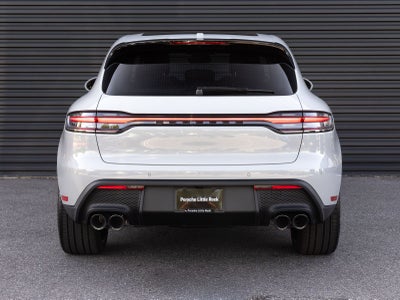 2026 Porsche Macan AWD