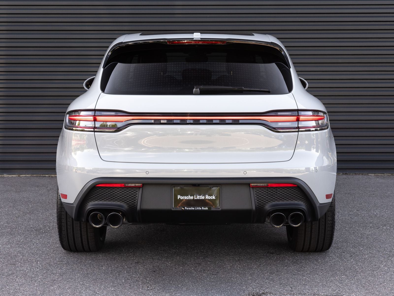 2026 Porsche Macan AWD