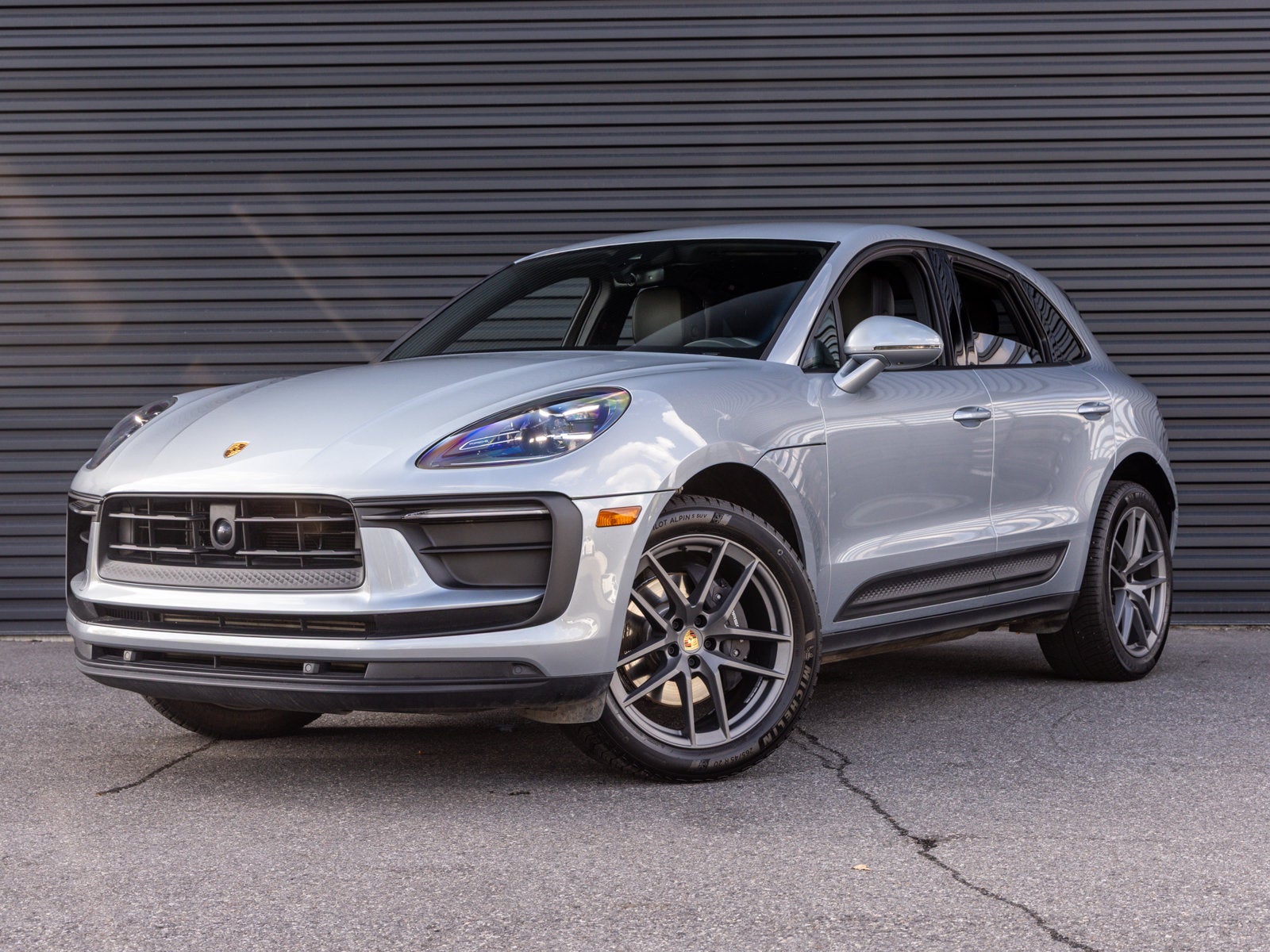2025 Porsche Macan Macan