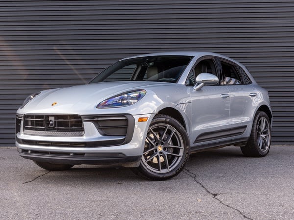2025 Porsche Macan