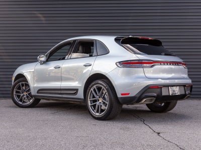 2025 Porsche Macan Macan