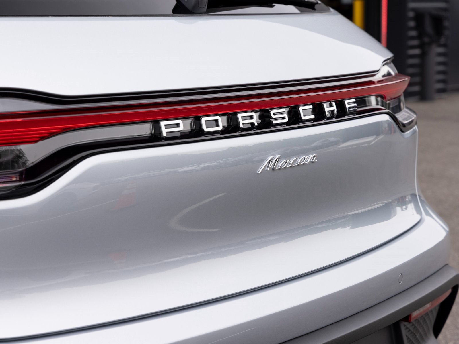 2025 Porsche Macan Macan