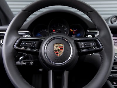2025 Porsche Macan Macan