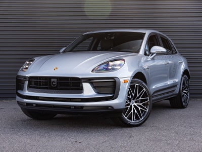 2026 Porsche Macan AWD