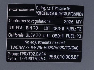 2026 Porsche Macan AWD
