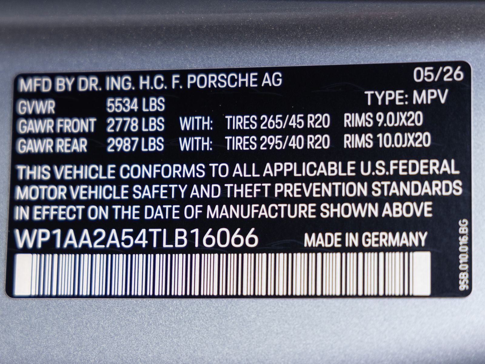 2026 Porsche Macan AWD
