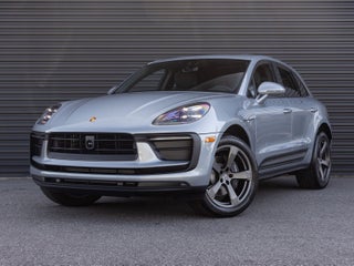 2026 Porsche Macan AWD