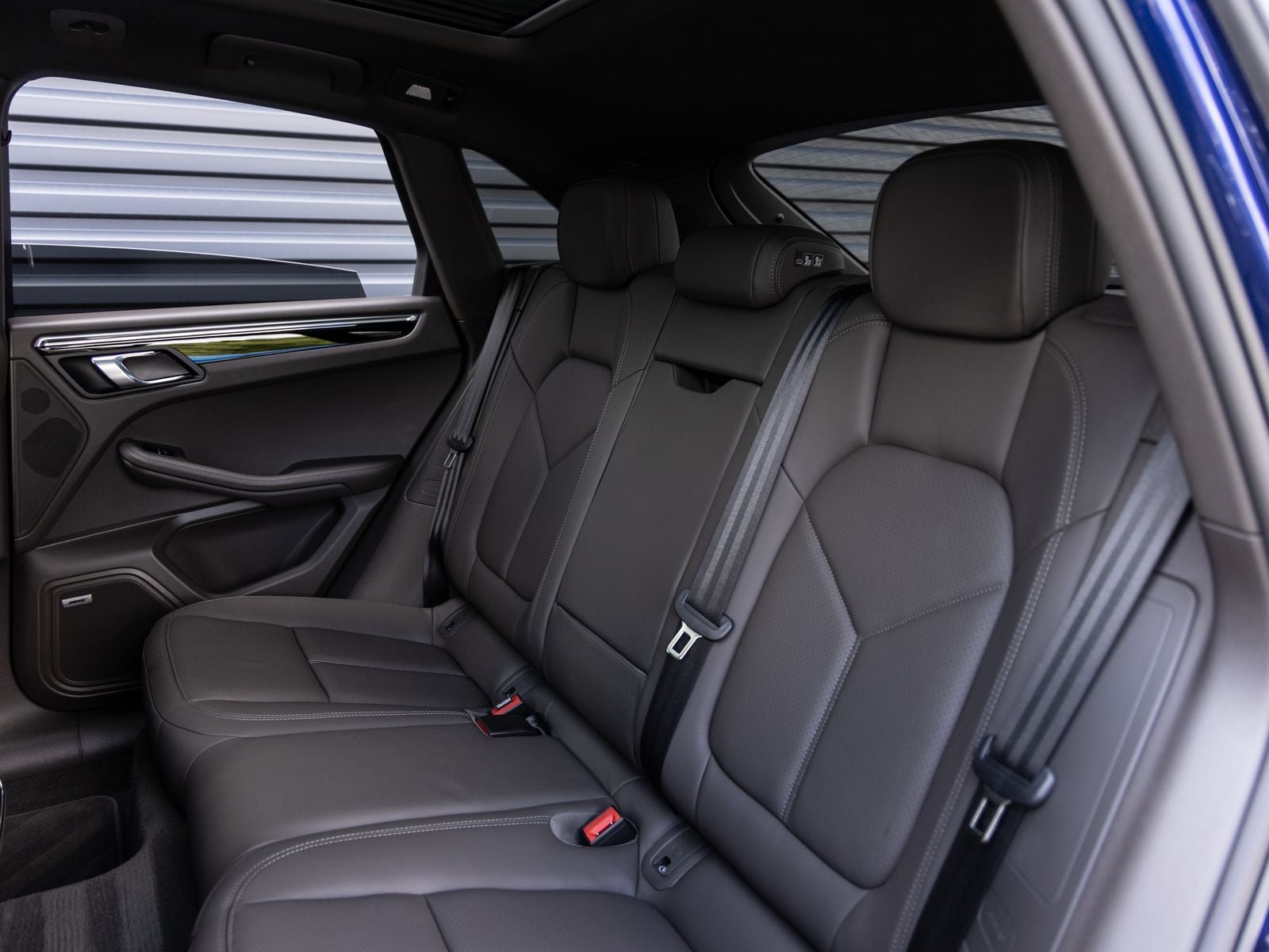 2025 Porsche Macan Macan